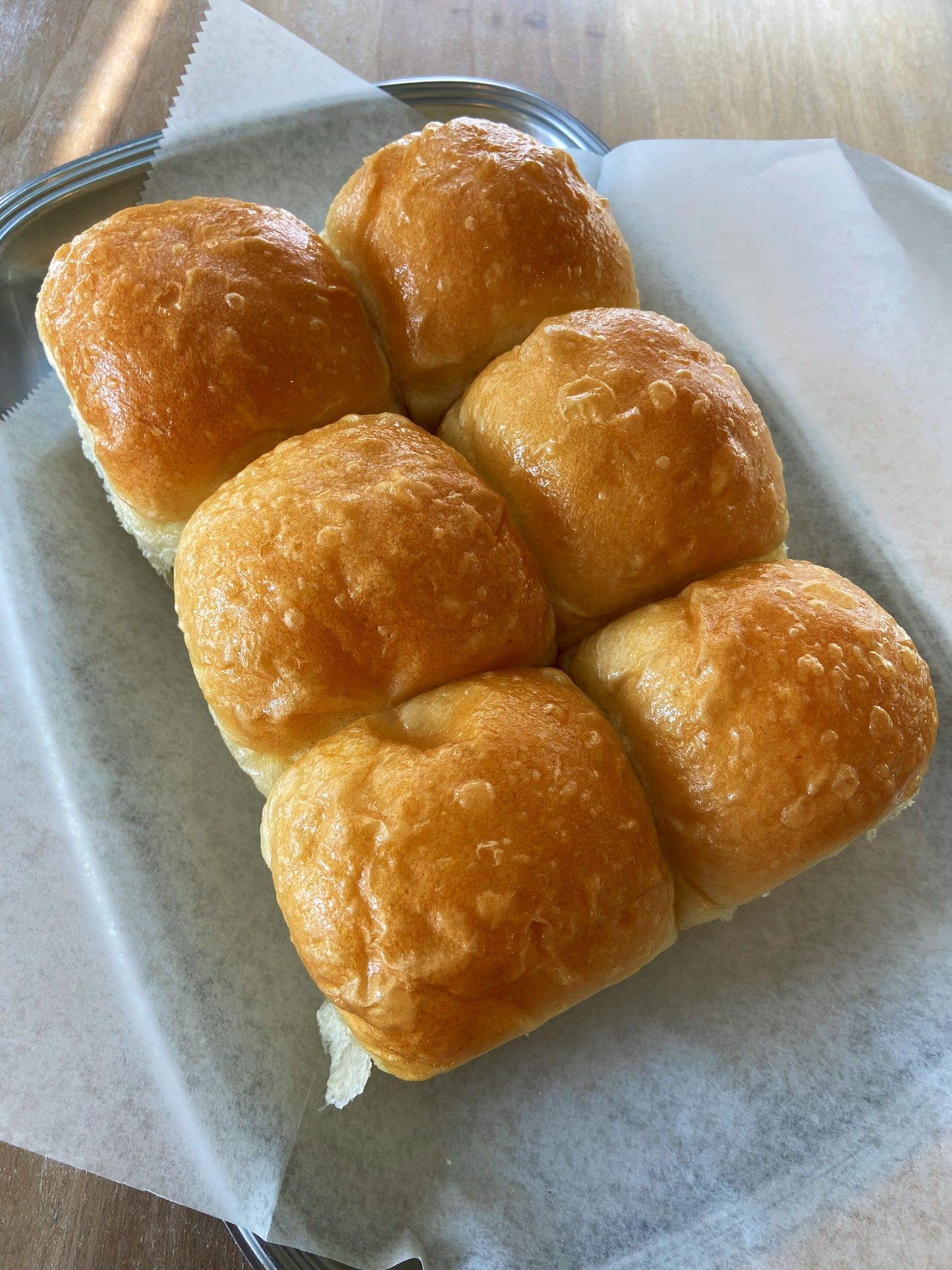 DINNER ROLLS